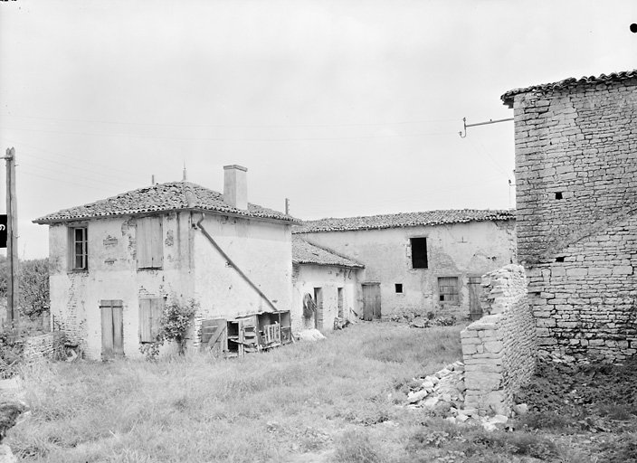 Corps de bâtiment nord ouest, élévations sur cour.