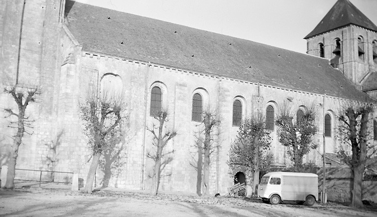 Eglise, élévation sud de la nef.