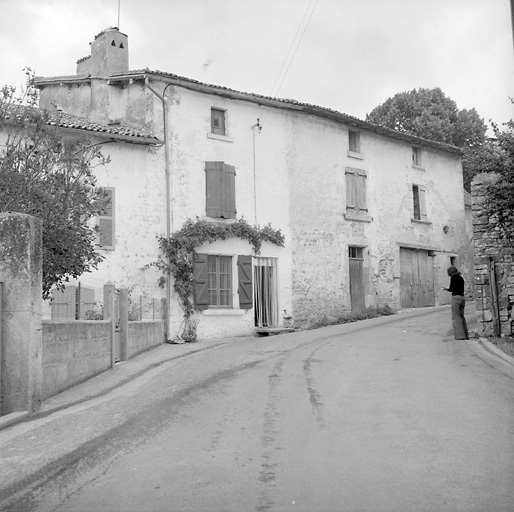 Maisons, fermes