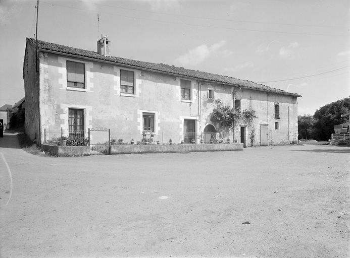 Ferme, logement, élévation antérieure.