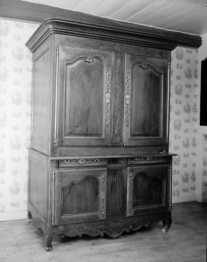 Buffet (63), (buffet à deux corps 25)