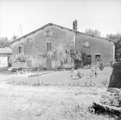 Elévation antérieure (sud-ouest) du moulin.
