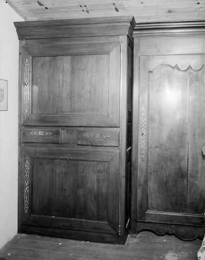 Armoire (1)