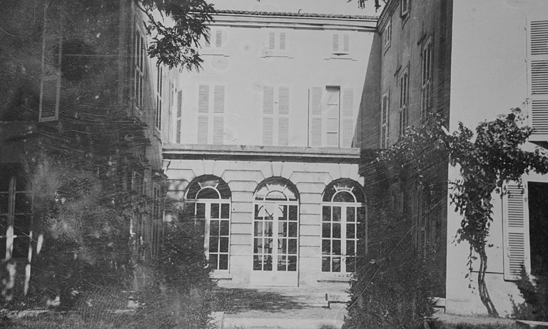 Elévation côté jardin.