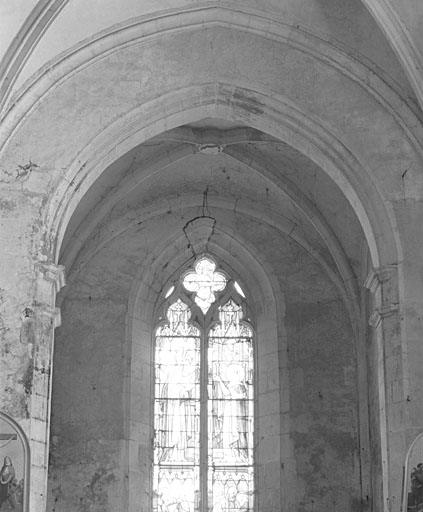 Intérieur, chapelle latérale droite.