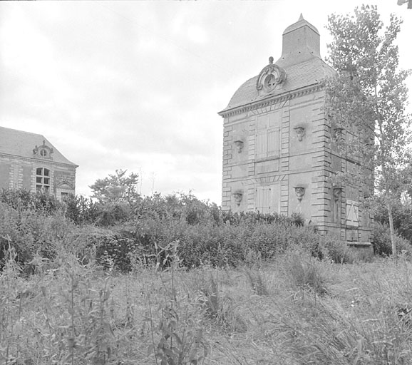 Orangerie, pavillon nord, élévations nord et ouest.