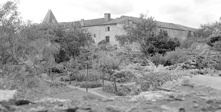 Vue depuis l'ouest.