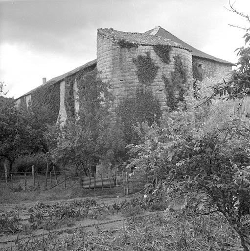 Château fort, Château
