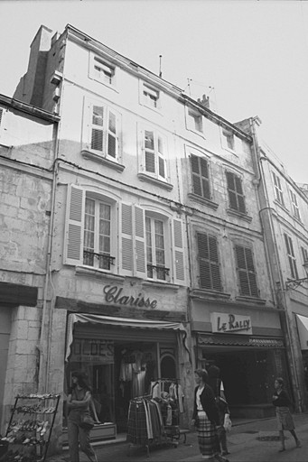 Elévation sur rue.