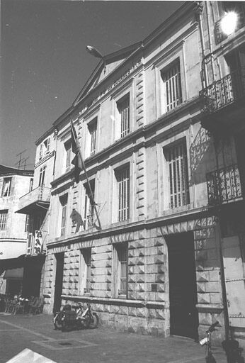 Bureau des douanes, 10 quai Duperré, élévation antérieure sud.