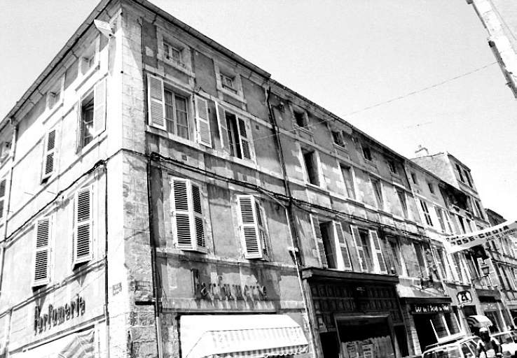 Elévations sur rue.