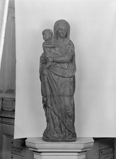 Statue (petite nature) : Vierge à l'Enfant