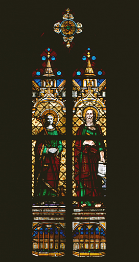 2 verrières à personnages : sainte Marie-Madeleine, saint Jean l'Evangéliste, Vierge à l'Enfant, saint Joseph (baies 6, 10)