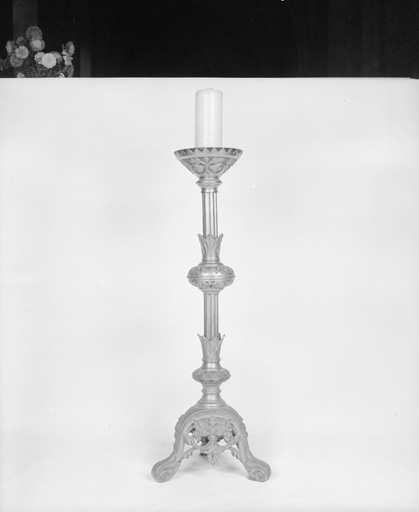 6 chandeliers d'autel