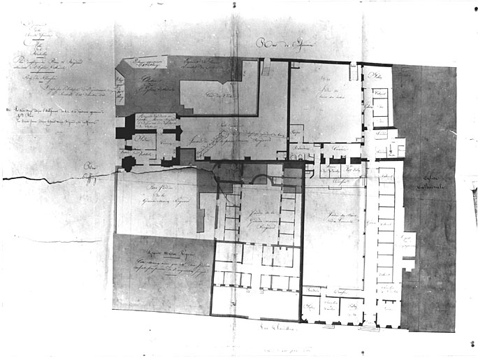 Plan du clocher Saint-Barthélemy et des maisons construites sur l'emplacement de l'église, en 1838.