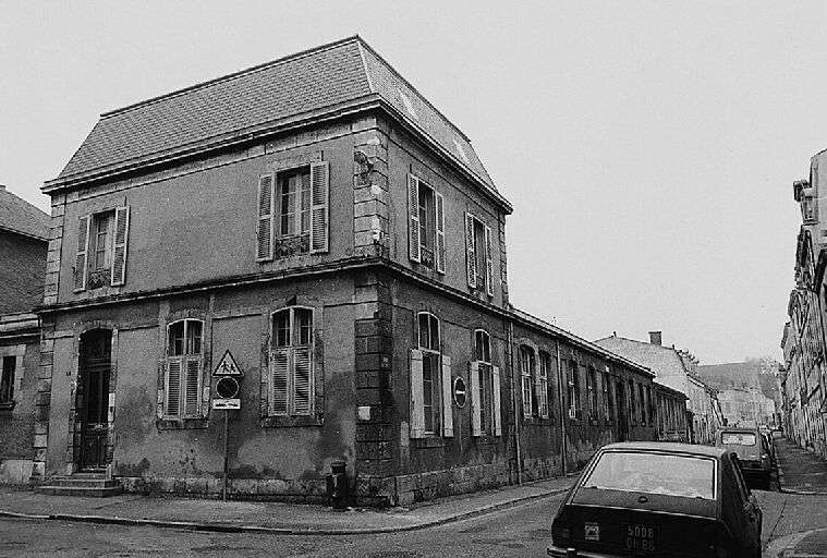 Elévation, rue du Duc.
