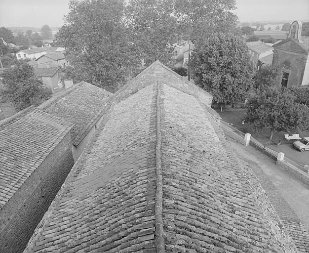 Couverture de la nef vue depuis le clocher.