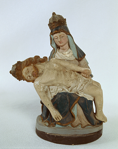 Groupe sculpté : Vierge de Pitié dite Notre-Dame de Pitié