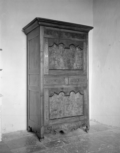 Armoire