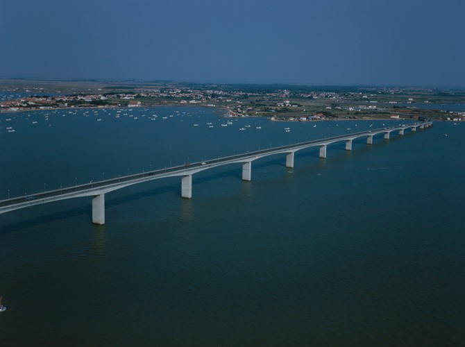 Le pont d'Oléron, vue aérienne sud ouest.