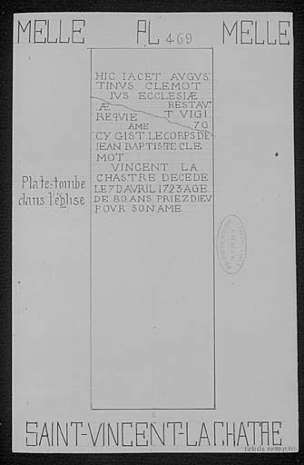 Plate tombe avec épitaphe non armoriée (1723).