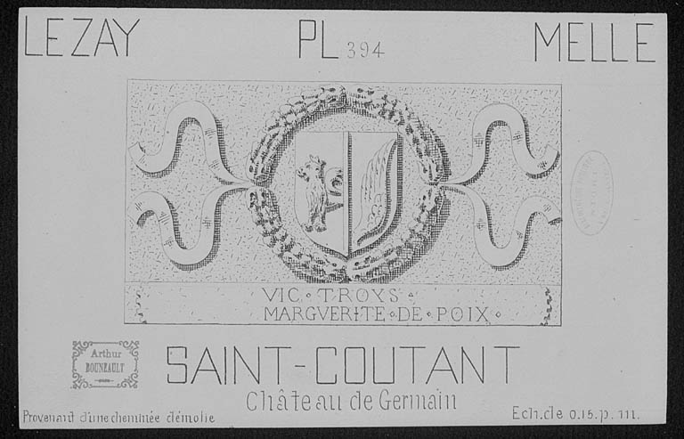 Blason sculpté, sur une pierre provenant d'une cheminée.