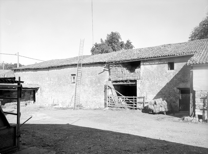 Dépendances ouest, élévation ouest de la partie gauche.