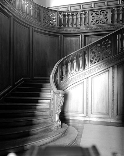 Maison Claude Boucher, l'escalier.