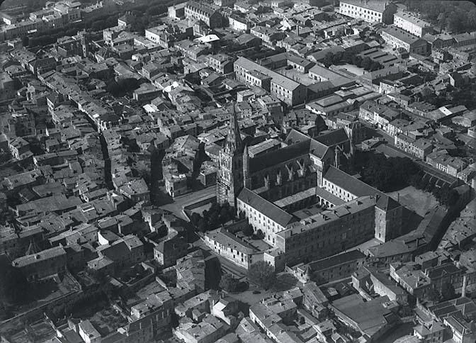 Vue aérienne ouest.