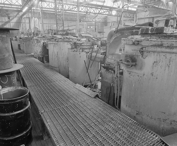 Coutellerie ; usine de construction mécanique U.M.D