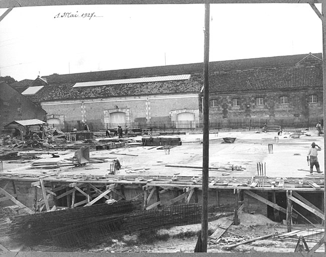 Bâtiment est, lors de sa construction, par les Grands Travaux de Marseille.