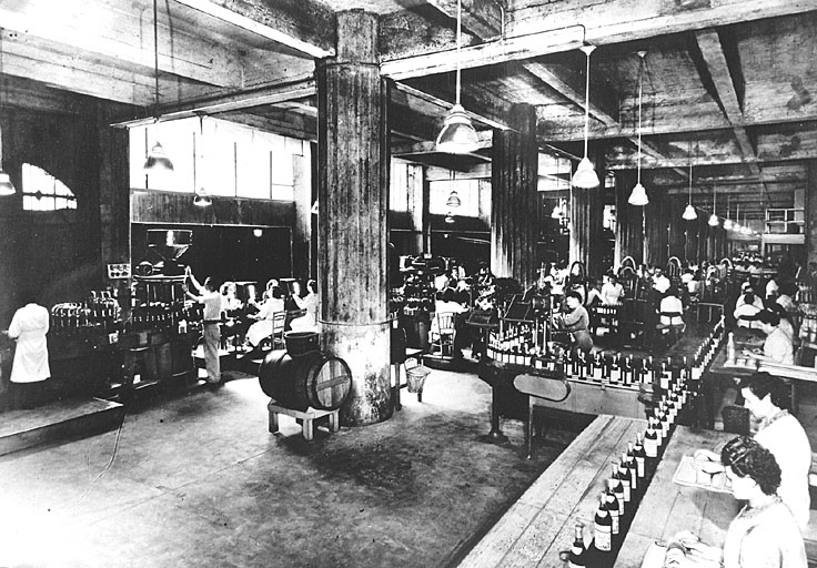 Atelier de mise en bouteilles.