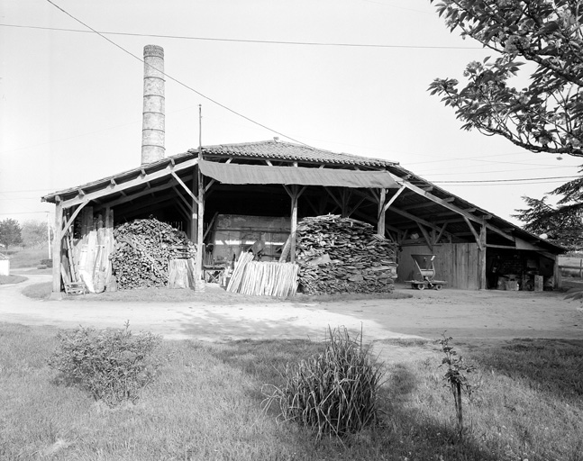 Bâtiment du four côté chargement.