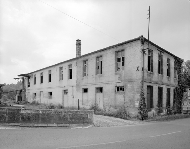 Atelier de fabrication, élévation antérieure.