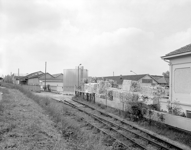 Partie de l'extérieur d'usine.