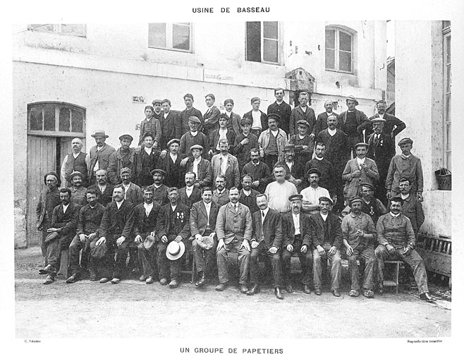 Un groupe de papetiers.