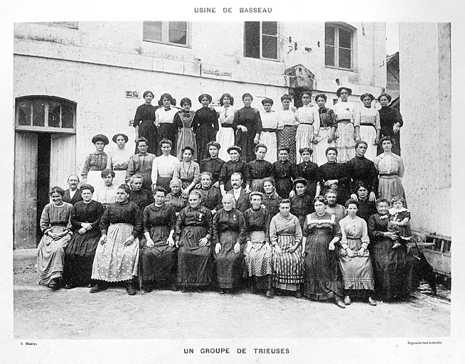 Un groupe de trieuses.