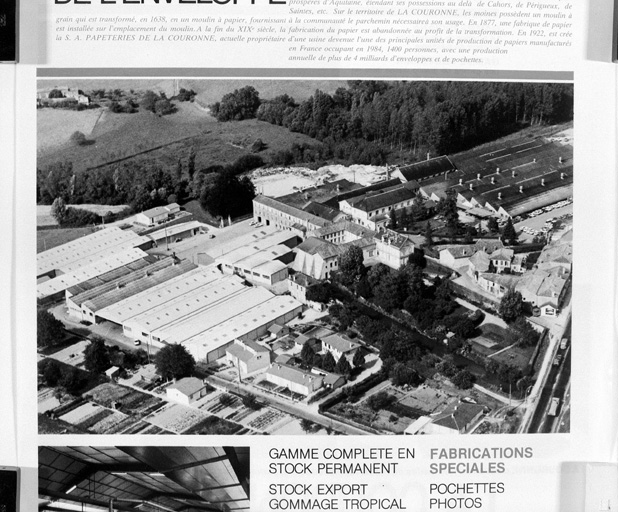 Vue aérienne de l'ensemble, publicité.