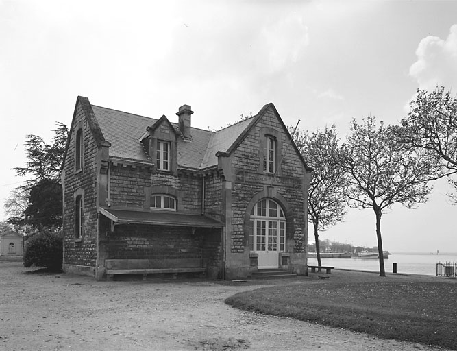 Maison des douanes (rue de l'Armide,1976 EH 7), élévations nord et est.