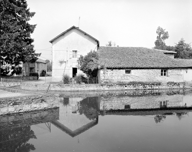 Logement patronal, façade latérale.