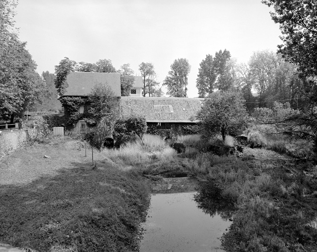 Logement et canal de fuite.