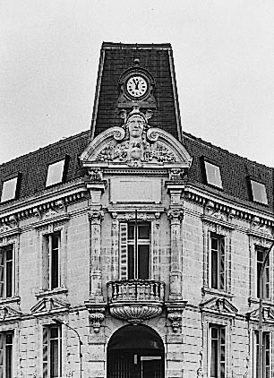 Elévation, détail de la travée d'angle.