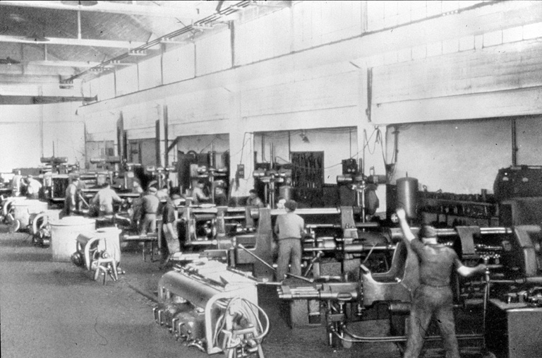 Vue de l'intérieur d'un atelier de fabrication