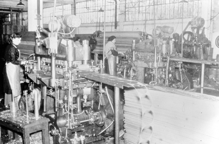Vue de l'intérieur d'un atelier de fabrication