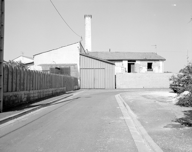 L'ensemble vu de l'est
