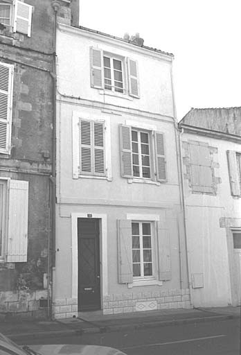 Elévation sur rue, datée 1772.