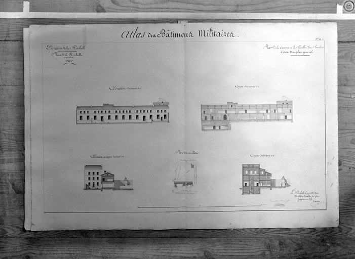 Plan, élévations, coupes, par de Verdon, en 1825.