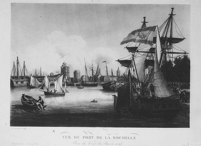 Intérieur du bassin, vue vers l'entrée du port.