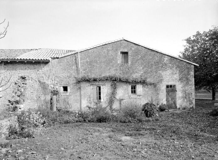 Grange, élévation sud-ouest.