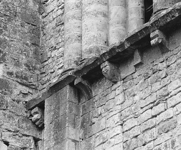 Eglise, clocher, élévation nord, 1er niveau, partie supérieure gauche.